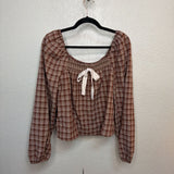 IN FEBRUARY WOMEN'S TOPS S